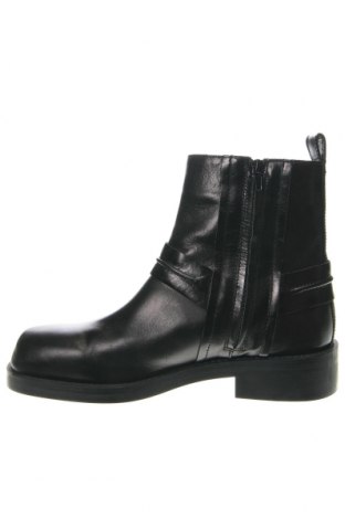 Dámské boty  Zara, Velikost 41, Barva Černá, Cena  1 354,00 Kč