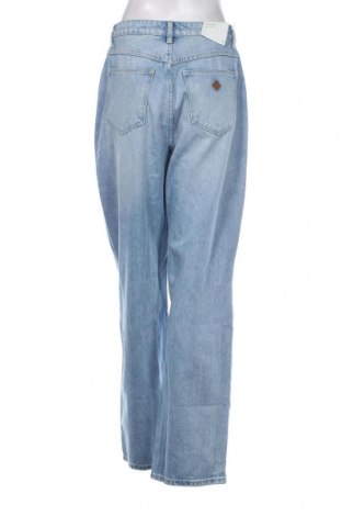 Dámske džínsy  Abrand Jeans, Veľkosť M, Farba Modrá, Cena  12,46 €