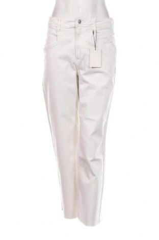 Damen Jeans B.Young, Größe M, Farbe Weiß, Preis 39,69 €