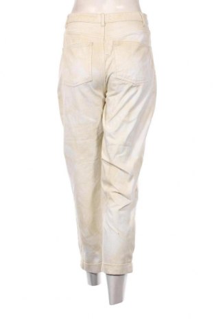 Damen Jeans Bershka, Größe M, Farbe Ecru, Preis 6,05 €