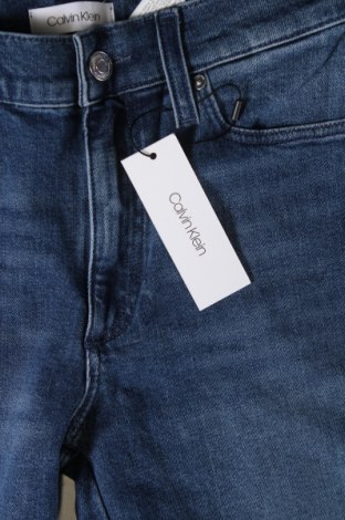 Blugi de femei Calvin Klein, Mărime XS, Culoare Albastru, Preț 717,11 Lei