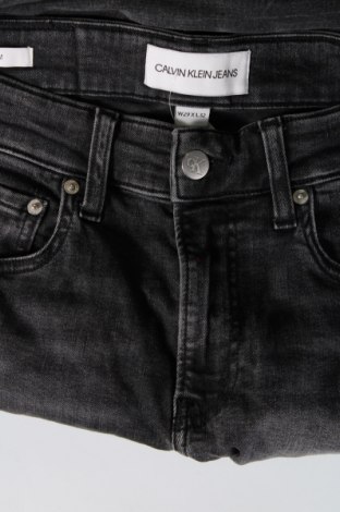Dámske džínsy  Calvin Klein Jeans, Veľkosť M, Farba Čierna, Cena  63,73 €