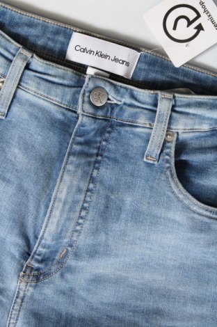 Γυναικείο Τζίν Calvin Klein Jeans, Μέγεθος L, Χρώμα Μπλέ, Τιμή 80,41 €