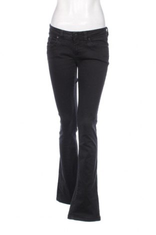 Blugi de femei Cross Jeans, Mărime M, Culoare Negru, Preț 30,26 Lei