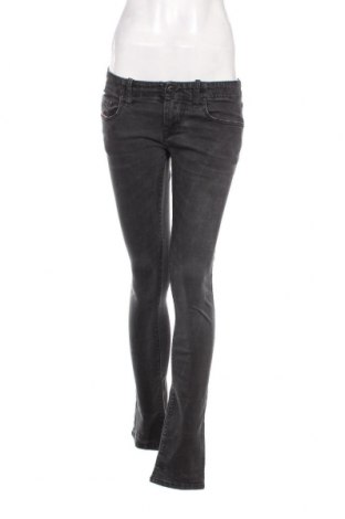 Damen Jeans Diesel, Größe S, Farbe Grau, Preis 17,39 €