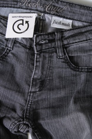 Dámske džínsy  Fresh Made, Veľkosť S, Farba Sivá, Cena  7,76 €