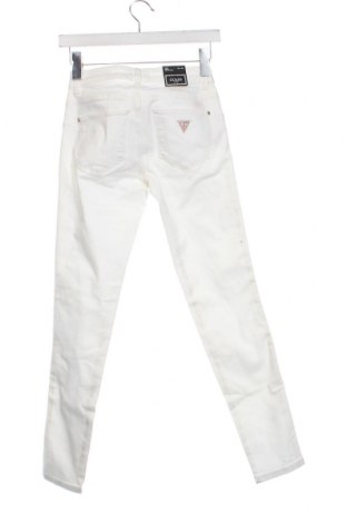 Damen Jeans Guess, Größe S, Farbe Weiß, Preis 39,90 €