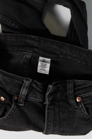 Дамски дънки H&M, Размер M, Цвят Черен, Цена 15,67 лв.