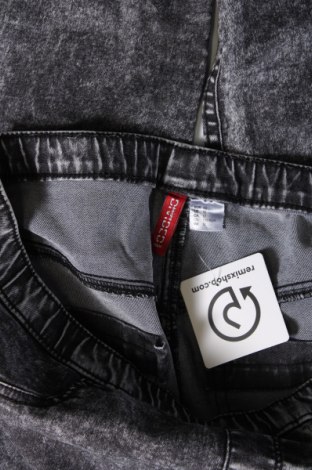 Damskie jeansy H&M Divided, Rozmiar L, Kolor Szary, Cena 27,83 zł