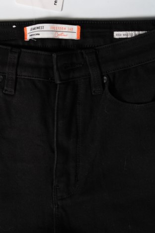 Дамски дънки Jeanswest, Размер S, Цвят Черен, Цена 8,20 лв.