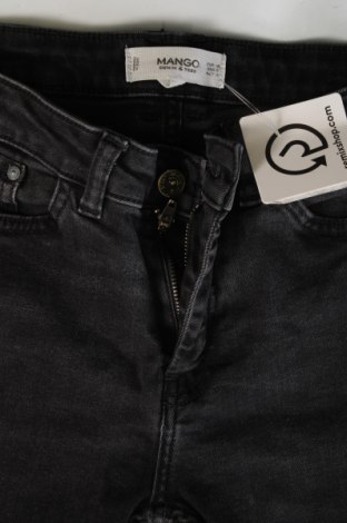 Dámske džínsy  Mango, Veľkosť M, Farba Čierna, Cena  8,68 €