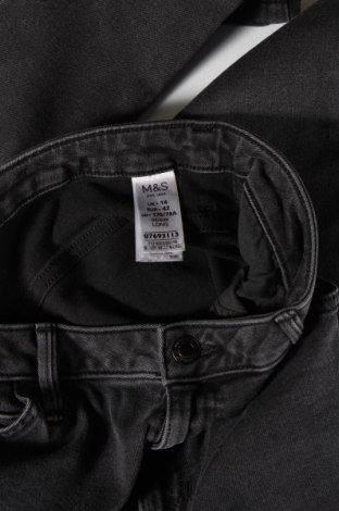 Dámské džíny  Marks & Spencer, Velikost L, Barva Černá, Cena  157,00 Kč