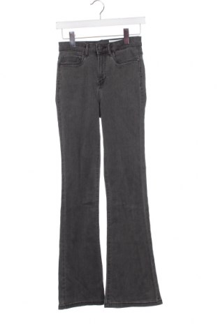 Damen Jeans Noisy May, Größe XS, Farbe Grau, Preis 7,82 €