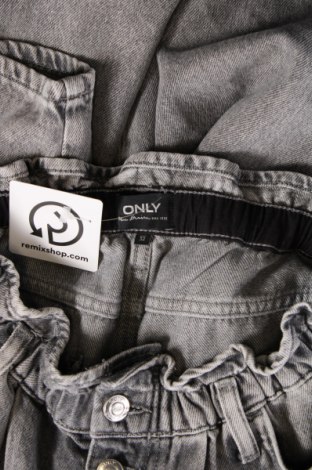 Dámske džínsy  ONLY, Veľkosť M, Farba Sivá, Cena  39,69 €