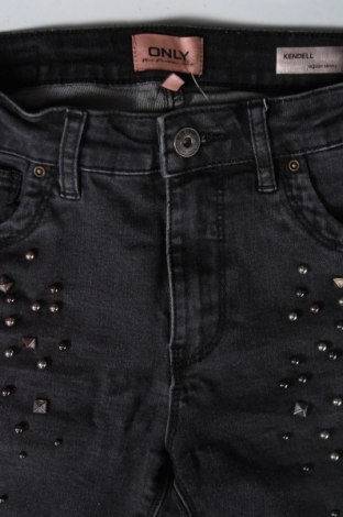 Dámske džínsy  ONLY, Veľkosť M, Farba Čierna, Cena  39,69 €