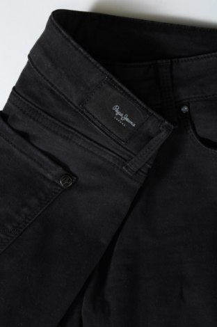 Dámské džíny  Pepe Jeans, Velikost M, Barva Černá, Cena  399,00 Kč