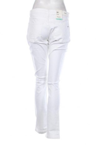 Damen Jeans Pepe Jeans, Größe L, Farbe Weiß, Preis 11,99 €