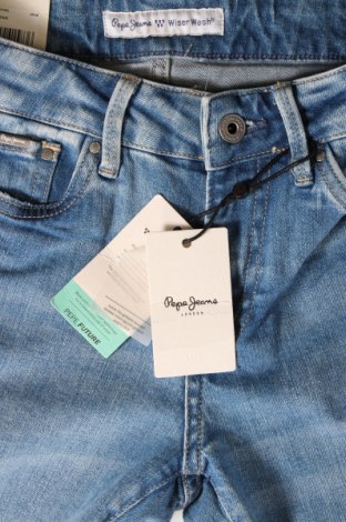 Дамски дънки Pepe Jeans, Размер S, Цвят Син, Цена 30,96 лв.