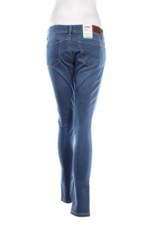 Дамски дънки Pepe Jeans, Размер M, Цвят Син, Цена 172,00 лв.