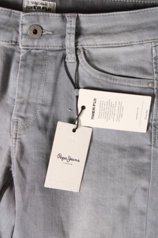 Dámské džíny  Pepe Jeans, Velikost M, Barva Šedá, Cena  424,00 Kč