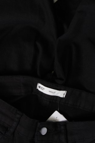 Damskie jeansy Perfect Jeans By Gina Tricot, Rozmiar S, Kolor Czarny, Cena 30,79 zł