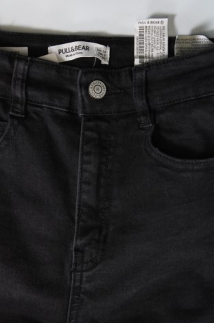 Dámské džíny  Pull&Bear, Velikost XS, Barva Černá, Cena  169,00 Kč