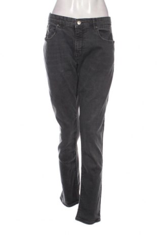 Γυναικείο Τζίν Pull&Bear, Μέγεθος XL, Χρώμα Μαύρο, Τιμή 15,00 €