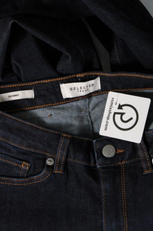 Dámske džínsy  Selected Femme, Veľkosť S, Farba Modrá, Cena  47,42 €
