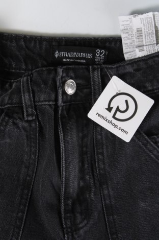 Damskie jeansy Stradivarius, Rozmiar XXS, Kolor Szary, Cena 66,69 zł