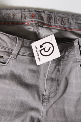 Damen Jeans Street One, Größe L, Farbe Grau, Preis 14,27 €