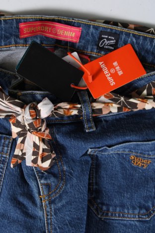 Blugi de femei Superdry, Mărime L, Culoare Albastru, Preț 151,32 Lei