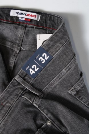 Damen Jeans Tommy Jeans, Größe 4XL, Farbe Grau, Preis € 47,32