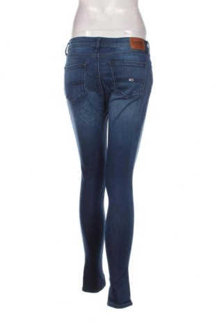Дамски дънки Tommy Jeans, Размер S, Цвят Син, Цена 81,60 лв.