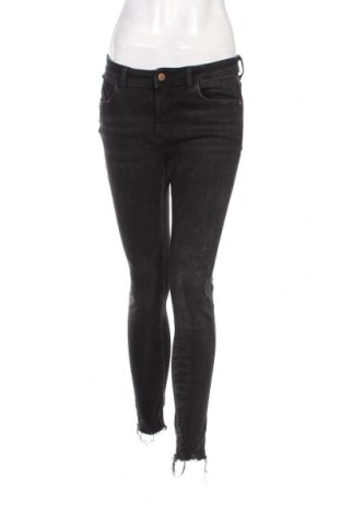 Damen Jeans Zara, Größe M, Farbe Grau, Preis 8,30 €