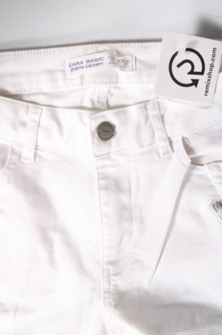 Дамски дънки Zara, Размер M, Цвят Бял, Цена 15,42 лв.
