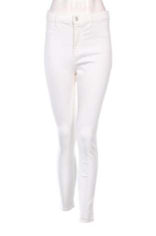 Damen Jeans Zara, Größe M, Farbe Ecru, Preis 8,28 €