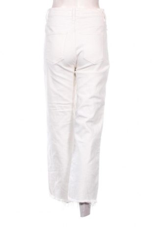 Дамски дънки Zara, Размер S, Цвят Бял, Цена 16,23 лв.