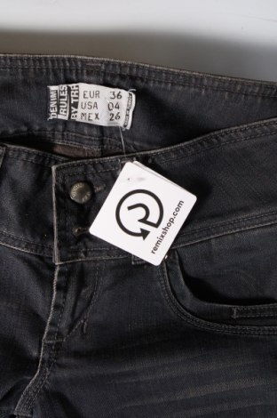 Damen Jeans Zara Trafaluc, Größe S, Farbe Grau, Preis 13,84 €
