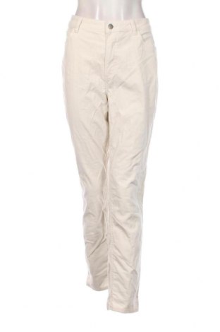 Γυναικείο κοτλέ παντελόνι C&A, Μέγεθος XL, Χρώμα Λευκό, Τιμή 8,97 €