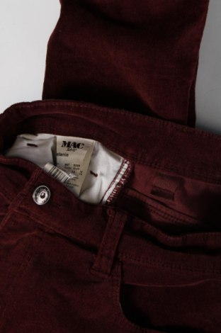 Дамски джинси Mac, Размер XL, Цвят Червен, Цена 13,60 лв.