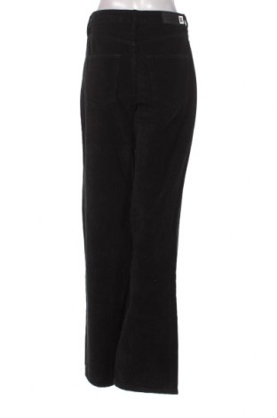 Γυναικείο κοτλέ παντελόνι Superdry, Μέγεθος M, Χρώμα Μαύρο, Τιμή 16,39 €