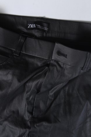 Pantaloni de velvet de femei Zara, Mărime S, Culoare Negru, Preț 88,82 Lei