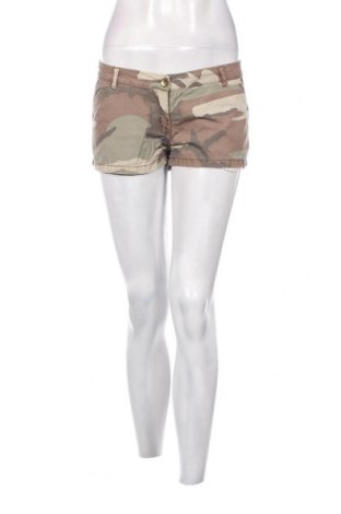 Γυναικείο κοντό παντελόνι, Μέγεθος M, Χρώμα Πολύχρωμο, Τιμή 5,83 €