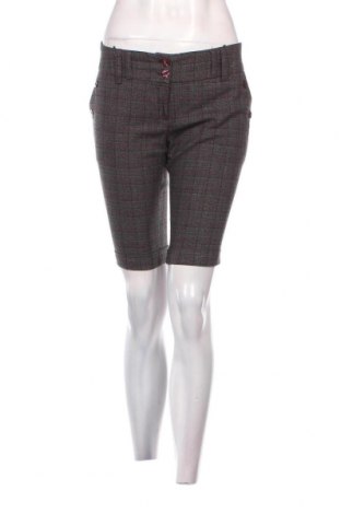 Дамски къс панталон, Размер M, Цвят Многоцветен, Цена 11,40 лв.
