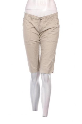 Дамски къс панталон, Размер M, Цвят Бежов, Цена 10,73 лв.
