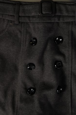 Γυναικείο κοντό παντελόνι, Μέγεθος M, Χρώμα Γκρί, Τιμή 5,29 €