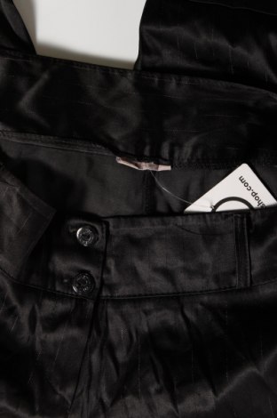 Дамски къс панталон, Размер M, Цвят Черен, Цена 19,00 лв.