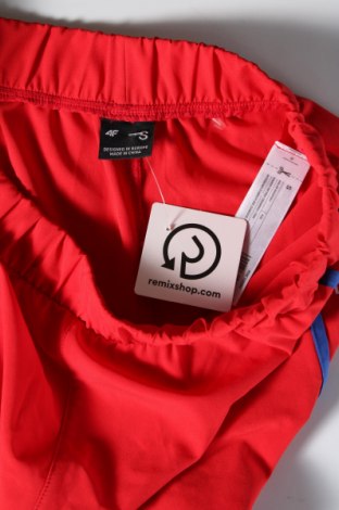 Дамски къс панталон 4F, Размер S, Цвят Червен, Цена 19,07 лв.