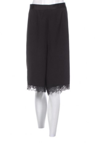 Γυναικείο κοντό παντελόνι ASOS, Μέγεθος XXL, Χρώμα Μαύρο, Τιμή 10,17 €
