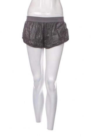 Γυναικείο κοντό παντελόνι Adidas By Stella McCartney, Μέγεθος M, Χρώμα Γκρί, Τιμή 14,97 €
